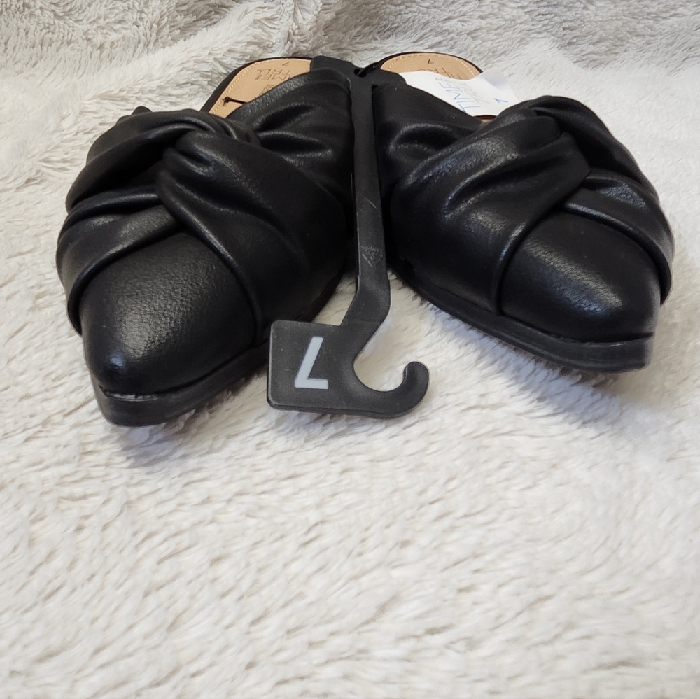 Black Mule Sandal Time and Tru Twist Mule Dress Slip On Pointed Toe Sz 7 Black - Picture 2 of 7